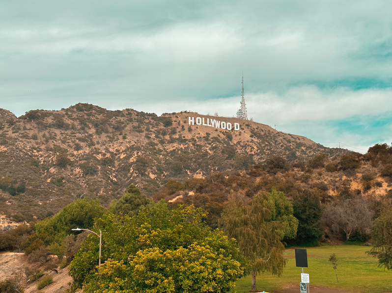 Los Angeles, CA ©tinkertiaa © tinkertiaa